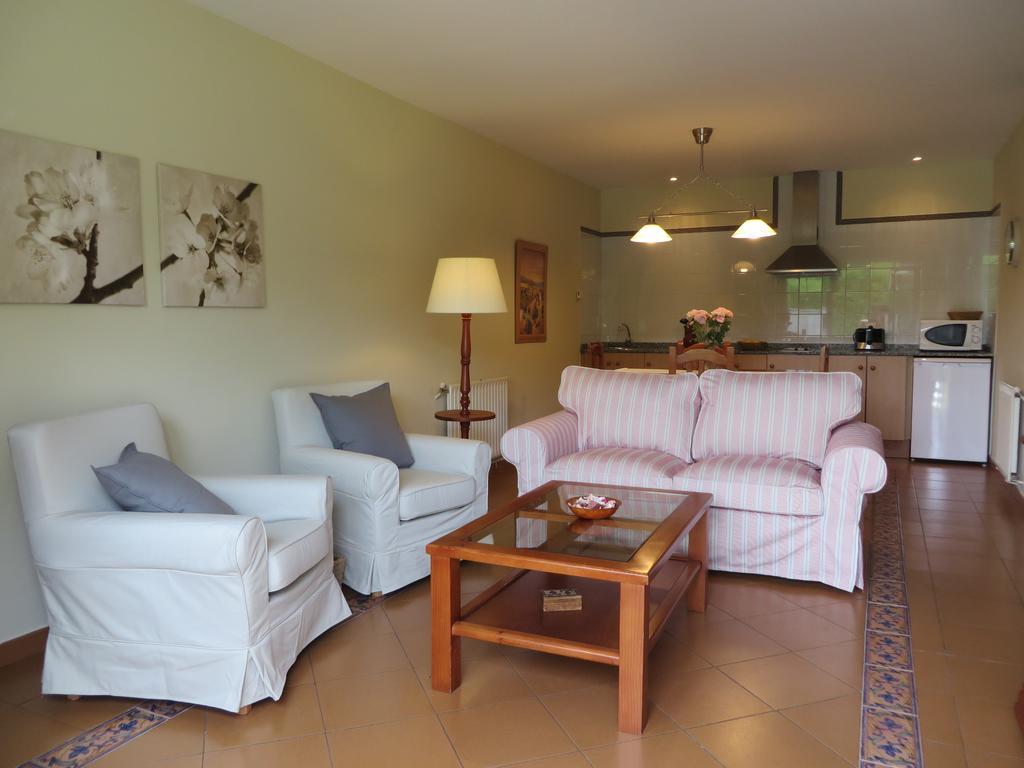 Apartamentos El Otero De Cudillero Soto de Luiña 部屋 写真